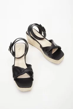 Black Twist Front Wedges 9 Black Twist Front Wedges -Women Clothing Sale 00100037274 XS scaled