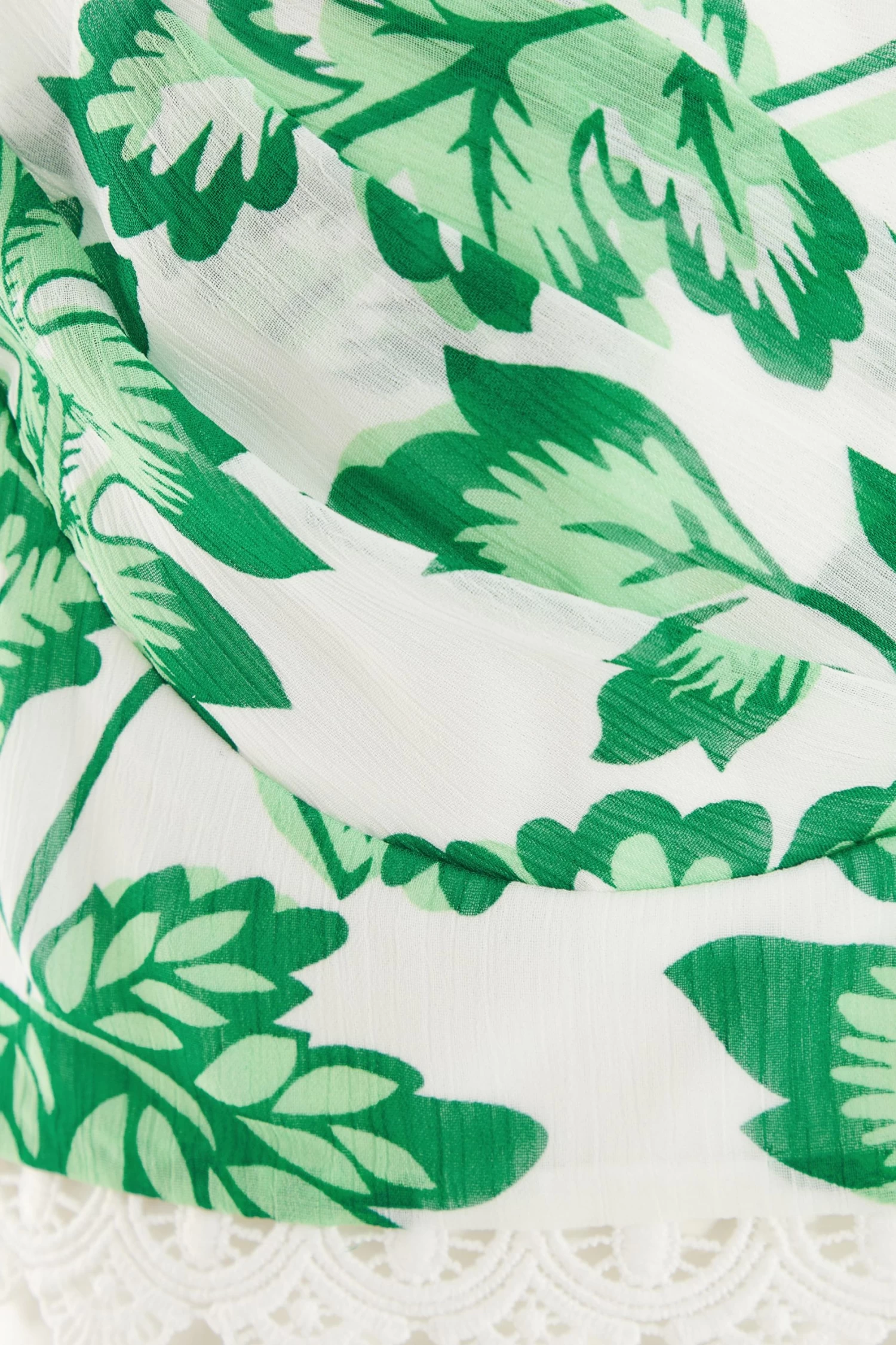 Green Tropical Print Crop Top 6 Green Tropical Print Crop Top - Image 6